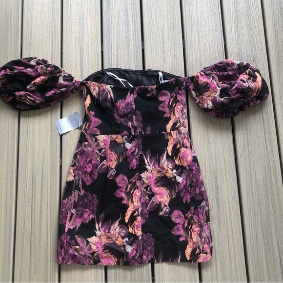 NWT Lulu's Black Floral Print Strapless Mini Dress With Lining Size M - Picture 2 of 11